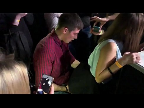 ❤️ Tinuod nga sekso sa usa ka nightclub sa Russia. Ang 18-anyos nga Ruso nga babaye sa anus ug puwerta nakighilawas sa usa ka nightclub ☑ Sex video sa ceb.freepornhdonlinegay.ru ❌